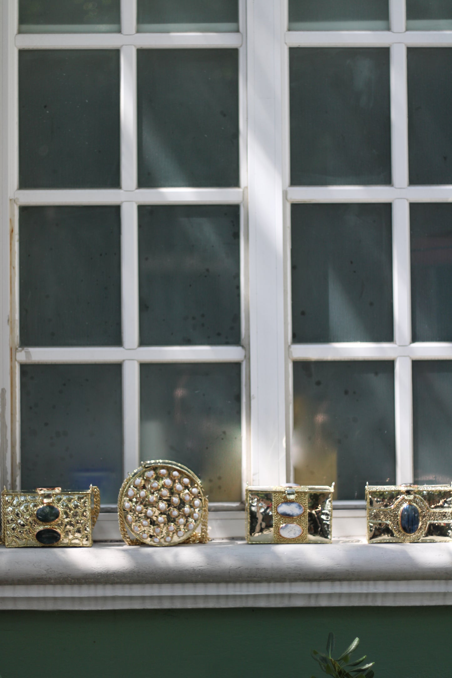 Brass & Pearl Circular Handbag